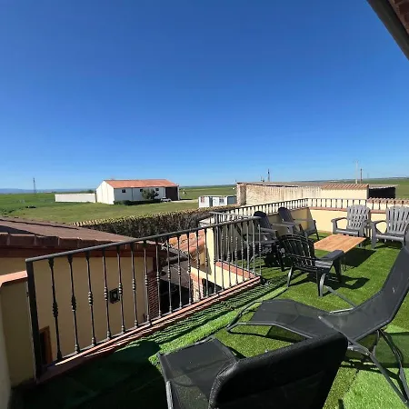 La De Pi Holiday home Garcillan