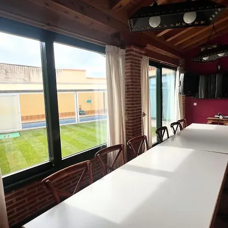 La De Pi بيت للعطل Garcillan